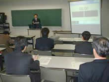 理科部会(中・高)の様子3