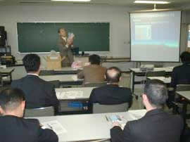 理科部会(中・高)の様子5