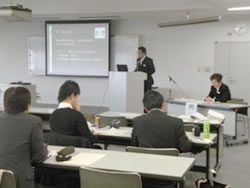 小学校学習指導部会の様子3
