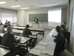 社会、地歴・公民部会（中・高）の様子1