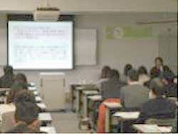 生涯学習部会の様子3 発表２:事例２