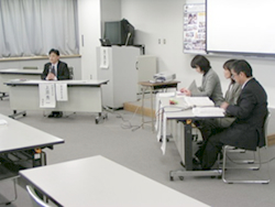 心の教育部会の様子4 指導講評の様子