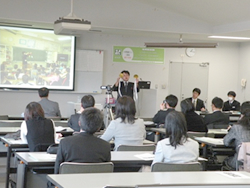 小学校学習指導部会の様子1