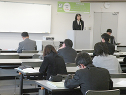 小学校学習指導部会の様子4