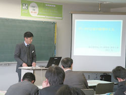 数学部会（中・高）の様子2