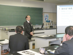 理科部会（中・高）の様子２