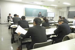 数学部会（中・高）の様子1