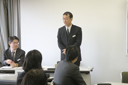 数学部会（中・高）の様子4