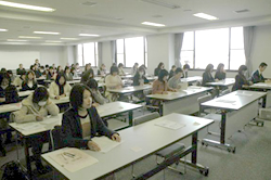 幼・保・小連携部会の様子1