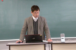 小学校学習指導部会の様子1
