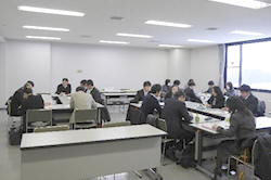 数学部会（中・高）の様子3
