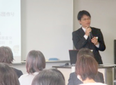 幼・保・小連携部会の様子1