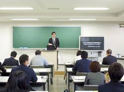 英語部会（中・高）の様子2