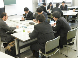 社会、地歴・公民部会（中・高）の様子3