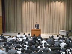 講話「教職員の資質・能力の向上と校長の役割~教職員評価制度の効果的活用に向けて~」